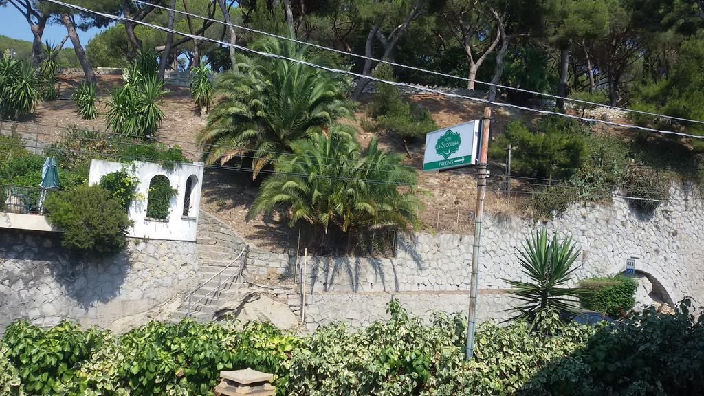 בורדיגרה Hotel La Scogliera מראה חיצוני תמונה