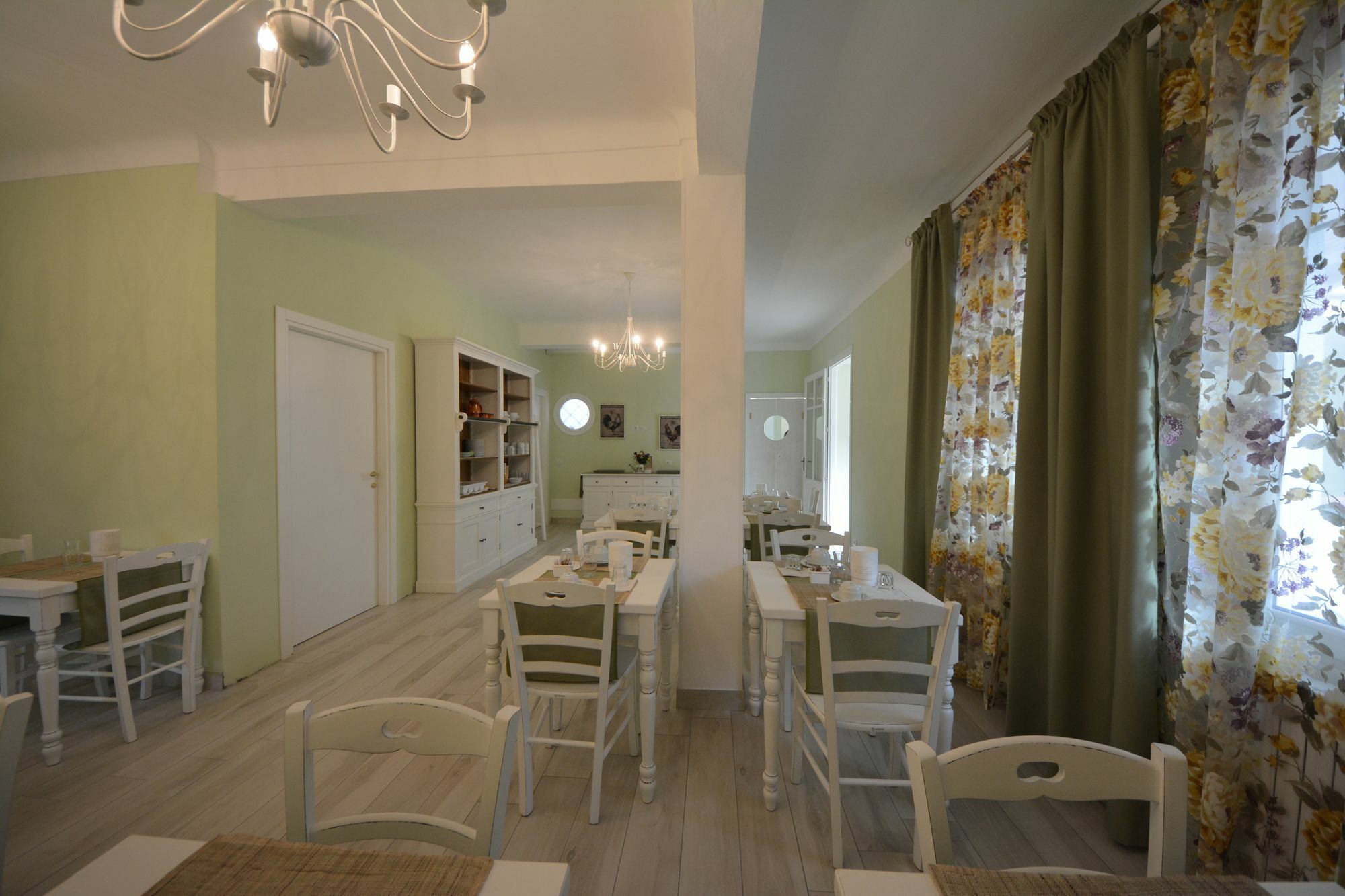 בורדיגרה Hotel La Scogliera מראה חיצוני תמונה