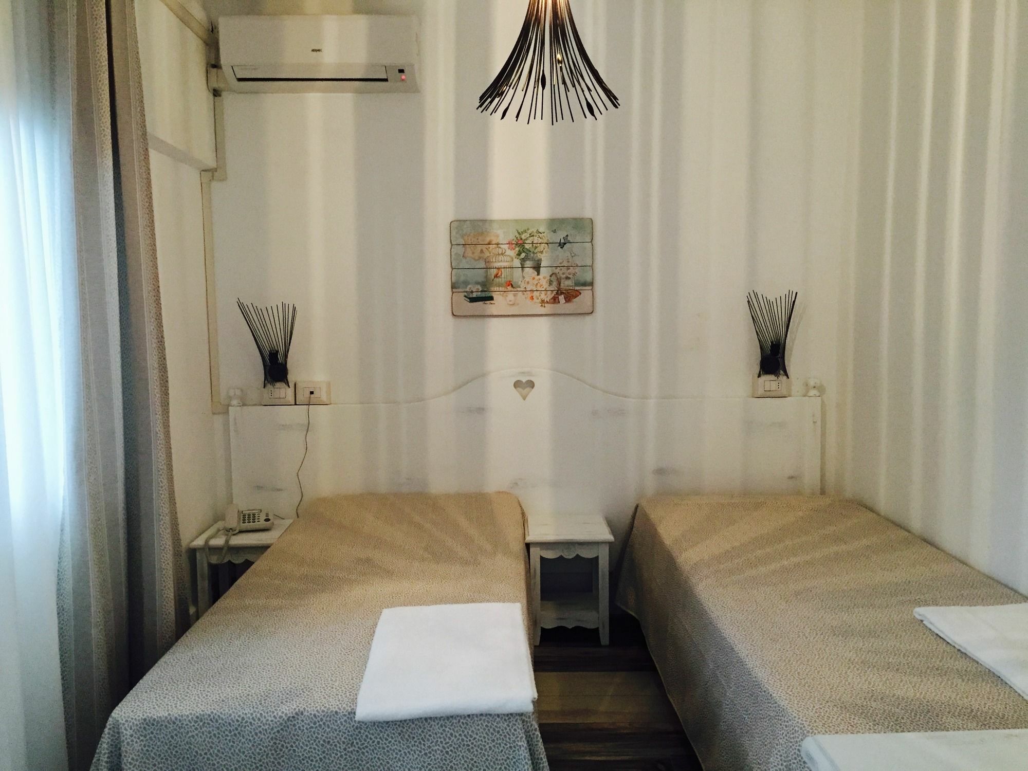 בורדיגרה Hotel La Scogliera מראה חיצוני תמונה